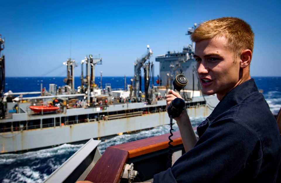 USS Carney Conducts Underway Replenishment (43961259962)