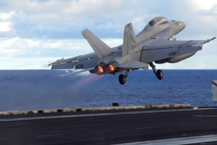 US Navy 070808-N-2659P-056 An F-A-18F Super Hornet assigned to the Black Knights of Strike Fighter Squadron (VFA) 154, launches from the flight deck of the Nimitz-class aircraft carrier USS John C. Stennis (CVN 74)