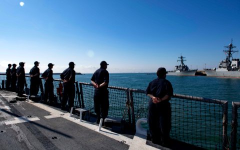 USS Carney Departs Rota Spain (41948853260)