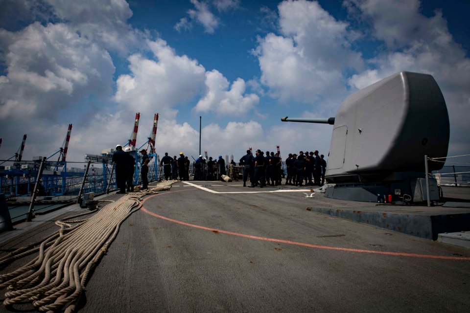 USS Carney Arrives in Haifa, Israel (43878350261)