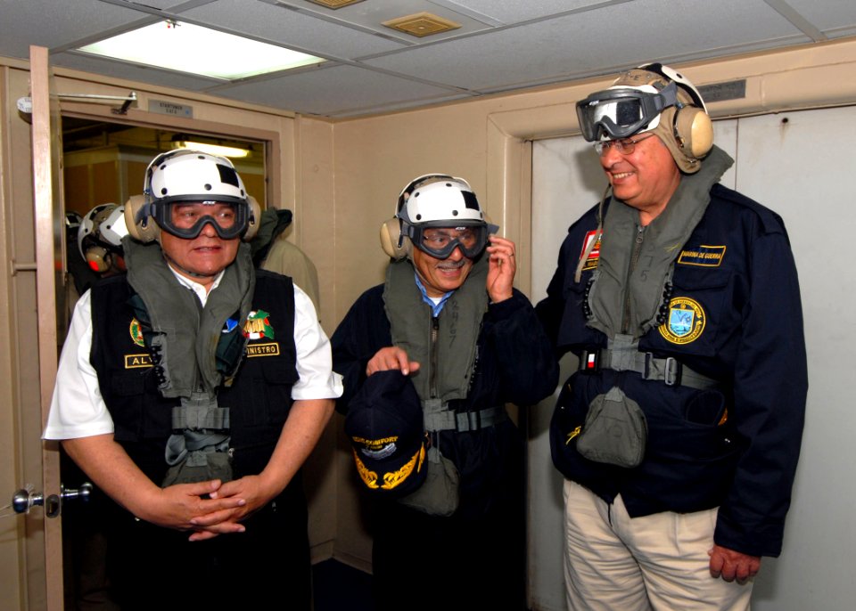 US Navy 070809-N-8704K-176 Peru's Minister of Interior Luis Castro, Minister of Health Carlos Vallejos and Minister of Defense Allen Tizon prepare to depart USNS Comfort