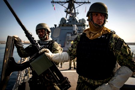 USS Carney Arrives in Algiers (43041251774)