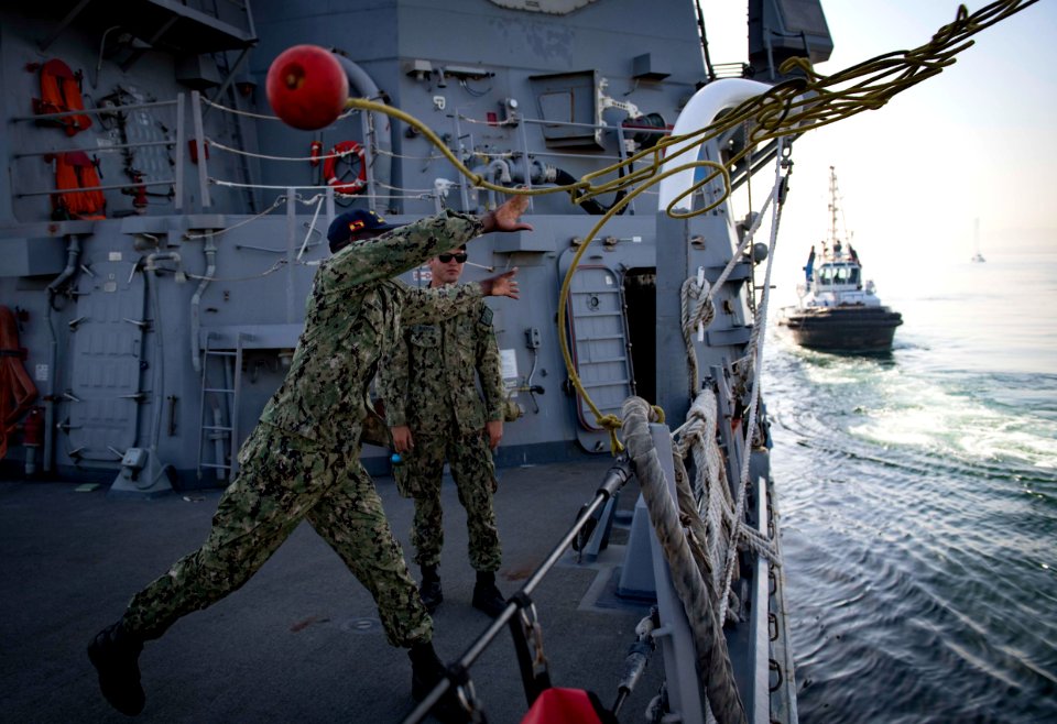 USS Carney Arrives in Algiers (43041252794)