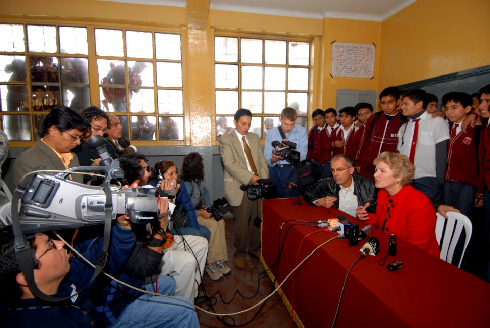 US Navy 070808-N-8704K-287 nder Secretary for Diplomacy and Public Affairs Karen Hughes speaks with local media at the Sanchez Carrion School