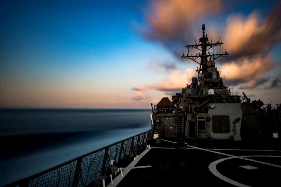 USS Carney (44165481042)
