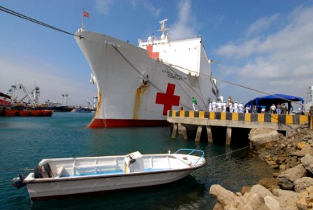 US Navy 070815-N-8704K-005 Military Sealift Command hospital ship USNS Comfort (T-AH 20) is moored in Manta, Ecuador photo