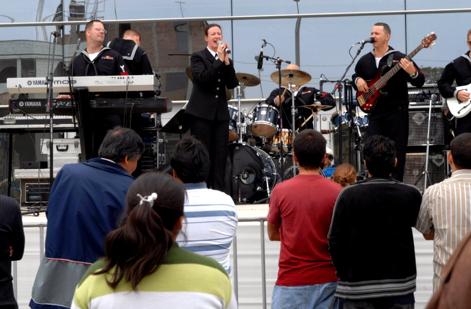 US Navy 070811-N-7088A-057 Members of the U.S. Navy Showband attached to the Military Sealift Command (MSC) hospital ship USNS Comfort (T-AH 20), perform for a crowd at the Centro Commercial Plaza Vea
