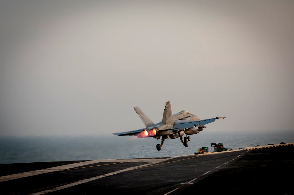 USS Carl Vinson supports Operation Inherent Resolve 150106-N-HD510-043