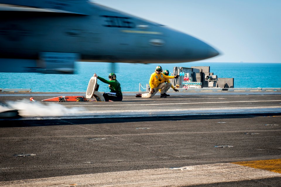 USS Carl Vinson supports maritime security operations, strike operations in Iraq and Syria 141127-N-HD510-123