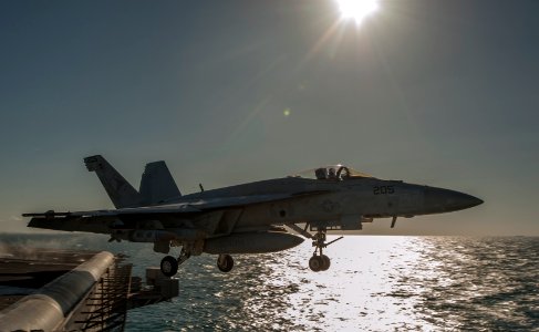 USS Carl Vinson supports Operation Inherent Resolve 150114-N-TP834-131