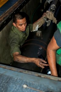 USS Carl Vinson sailors conduct maintenance 140905-N-TP834-002