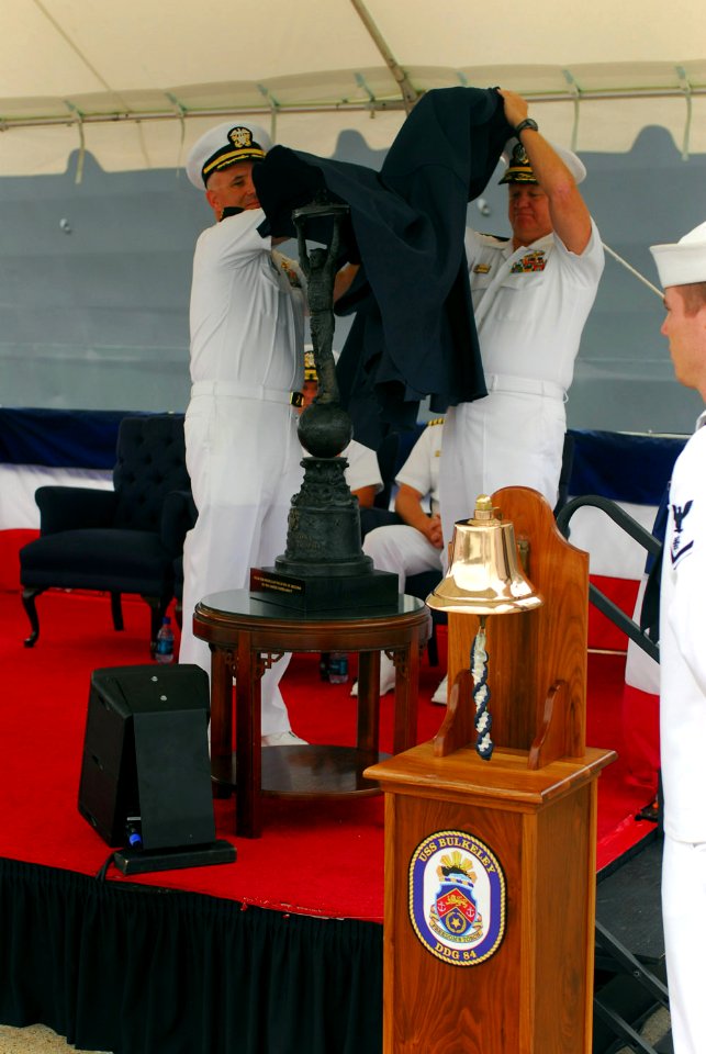 US Navy 070822-N-1688B-052 Adm. Gary Roughead, commander of U.S. Fleet Forces Command, and Cmdr. John Beaver Jr., commanding officer of guided-missile destroyer USS Bulkeley (DDG 84), unveil the USS Arizona Memorial Trophy