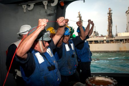 USS Carl Vinson replenishment 141029-N-HD510-010