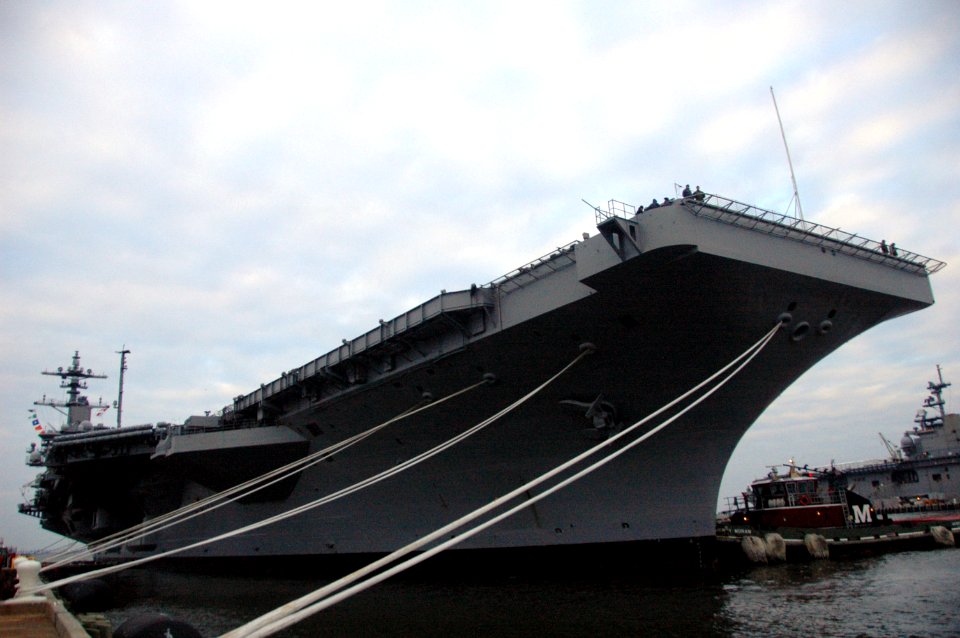 USS Carl Vinson prepares to depart Naval Station Norfolk 100112-N-EO133-112