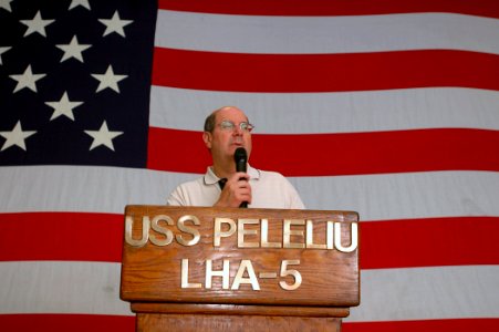 US Navy 070823-N-6999H-009 Secretary of the Navy (SECNAV), the Honorable Dr. Donald C. Winter speaks at an all hands call during his visit to the amphibious assault ship USS Peleliu (LHA 5)