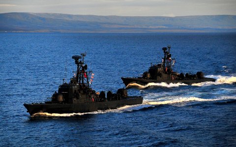 USS Carl Vinson operations 100315-N-RI884-209
