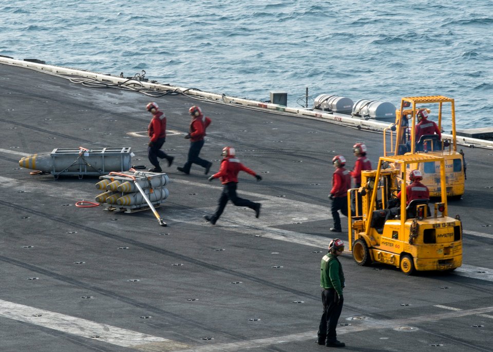 USS Carl Vinson replenishment 150304-N-KB426-058