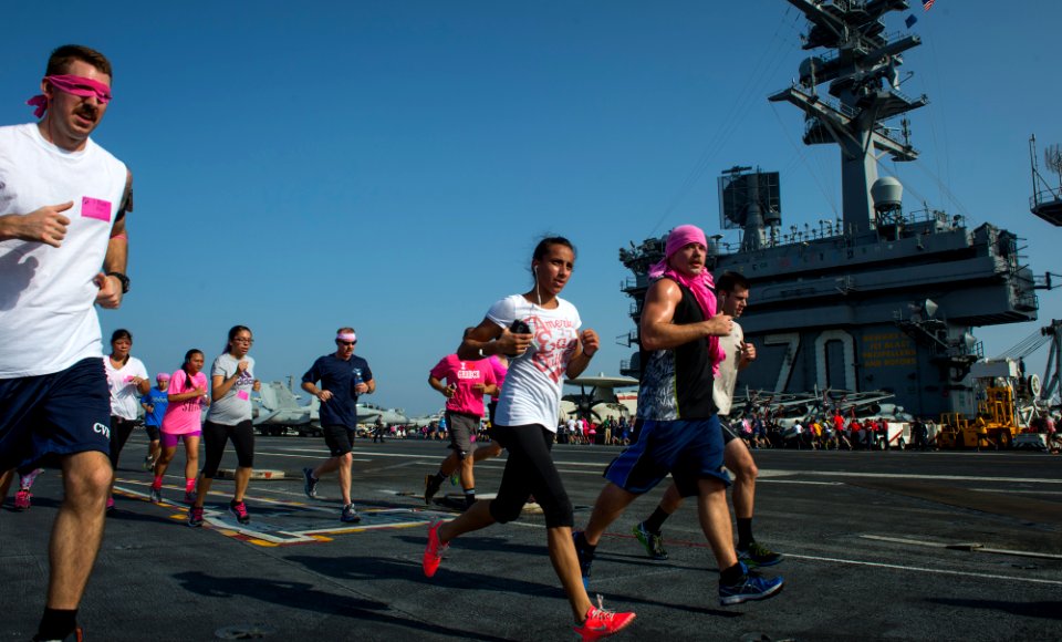 USS Carl Vinson operations 141016-N-TR763-592
