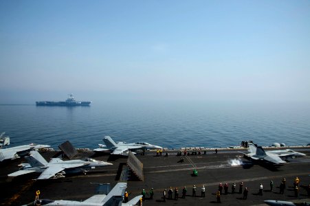 USS Carl Vinson is underway with the French navy aircraft carrier Charles de Gaulle. (16677759109)