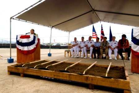 US Navy 070829-N-6674H-009 Sen. Daniel K. Inouye speaks to guests at the groundbreaking ceremony of the Pacific Warfighting Center