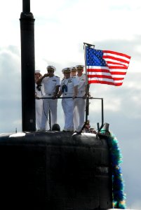 US Navy 070828-N-5476H-010 Sailors aboard Los Angeles-class attack submarine USS Key West (SSN 722) man the bridge while pulling into the pier at Naval Station Pearl Harbor