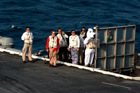 USS Carl Vinson flight operations 141031-N-TP834-100