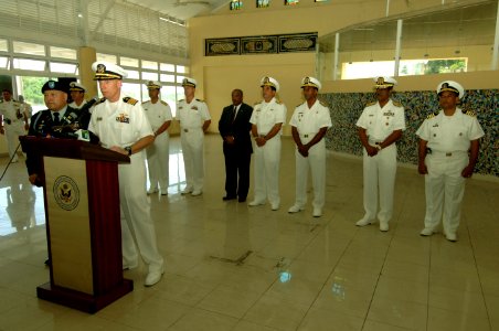 US Navy 070902-N-0989H-034 Capt. Douglas Wied, commander of Task Group 40.9, speaks to members of the Dominican Republic news media aboard High Speed Vessel (HSV 2) Swift