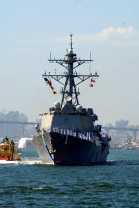 US Navy 070829-N-9909C-002 Sailors man the rails of guided-missile destroyer USS Preble (DDG 88) as they return from a 7.5-month deployment as part of John C. Stennis Carrier Strike Group