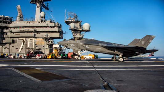 USS Carl Vinson conducts flight operations. (23940189748)