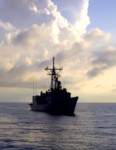 US Navy 070902-N-1810F-324 Guided-missile frigate USS Samuel B. Roberts (FFG 58) patrols the waters off the coast of Panama during PANAMAX 2007 photo