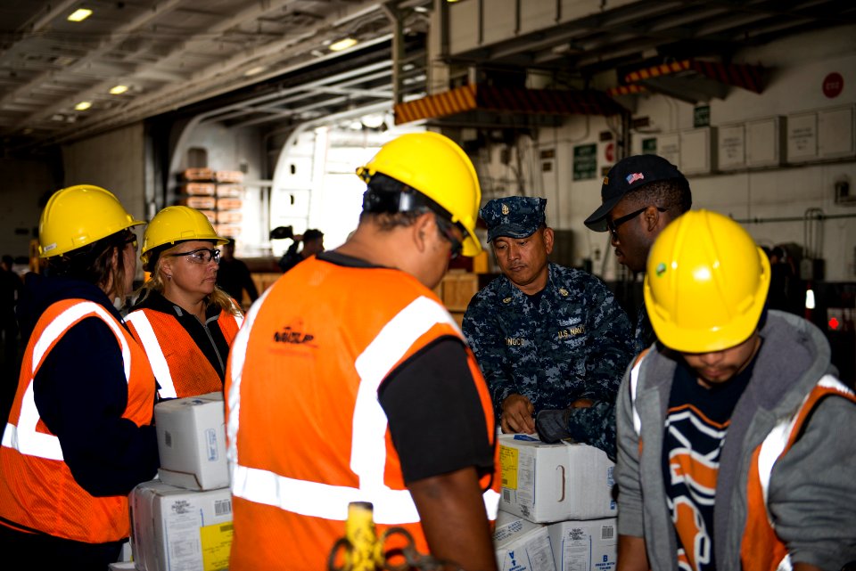 USS Carl Vinson activity 150715-N-ZZ999-080