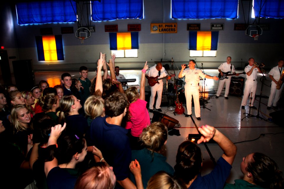 US Navy 070905-N-3271W-002 The U.S. Navy Rock Band, Freedom, performs at Saint Pius X High School, during St. Louis Navy Week, Aug. 28 through Sept. 6
