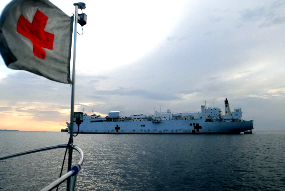 US Navy 070901-N-4238B-522 Military Sealift Command hospital ship USNS Comfort (T-AH 20) is at anchorage off the coast of Haiti