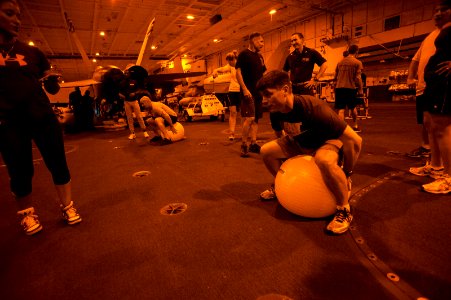USS Carl Vinson Captain’s Cup relay race 141028-N-TP834-815