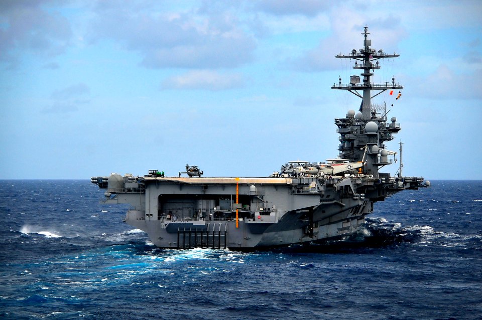 USS Carl Vinson action DVIDS258056