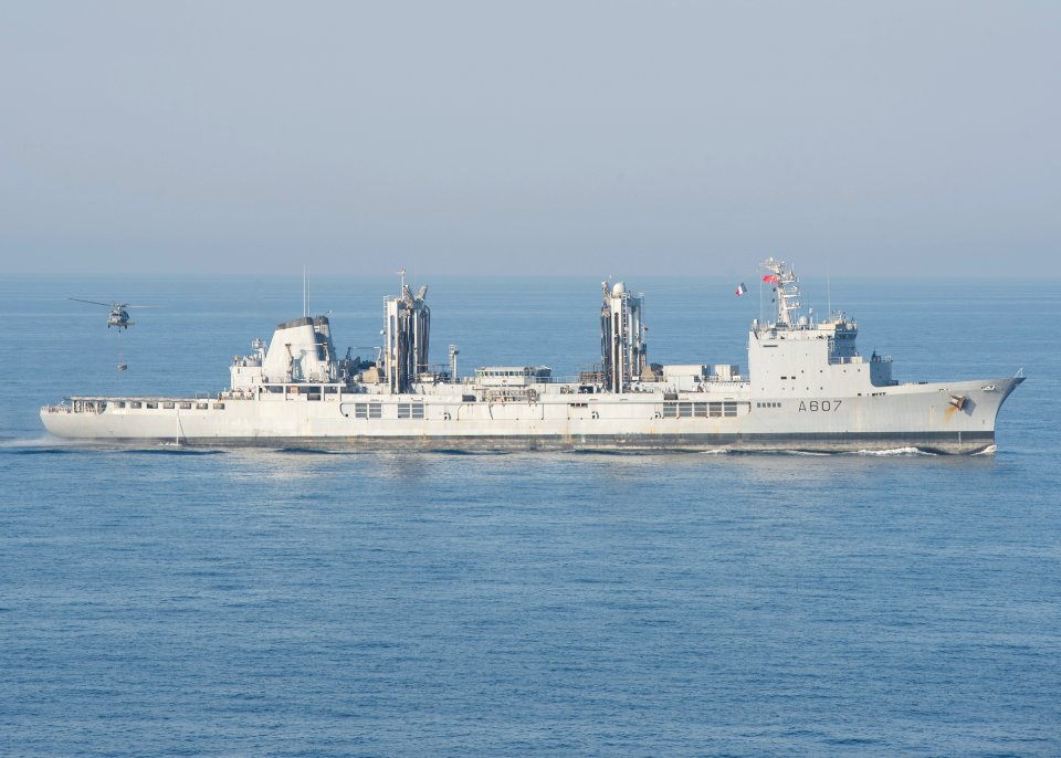 USS Carl Vinson (CVN 70) 150302-N-KB426-003 (16088937644)