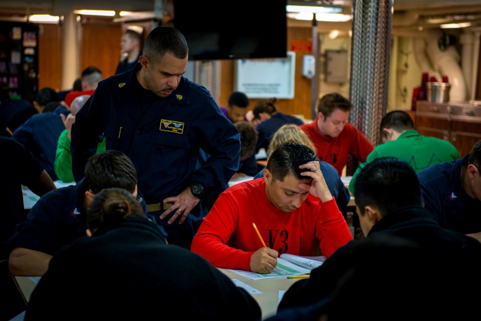 USS Carl Vinson (CVN 70) 150305-N-HD510-011 (16748444161)