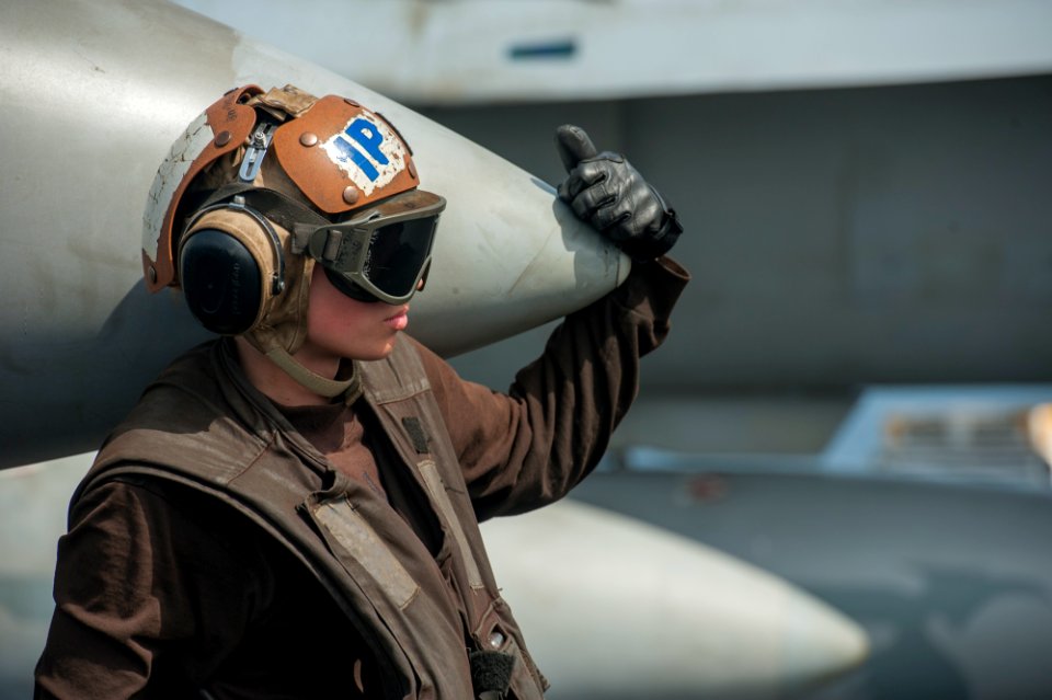USS Carl Vinson (CVN 70) 150310-N-TP834-089 (16611463147)