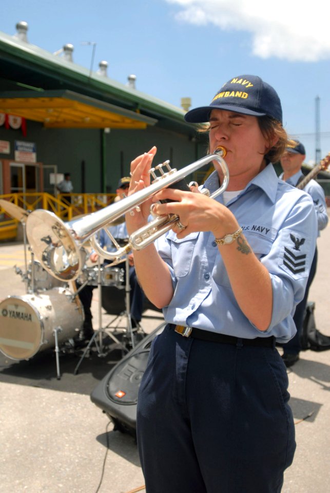 US Navy 070917-N-4238B-064 Musician 1st Class Amanda Marquis, attached to the Military Sealift Command hospital ship USNS Comfort (T-AH 20), plays a solo during a U.S. Navy Showband performance