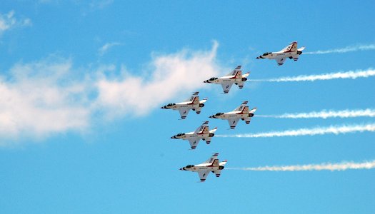 US Navy 070913-N-0879R-004 The U.S. Air Force Thunderbirds depart Pearl Harbor following a flyover of the USS Arizona Memorial