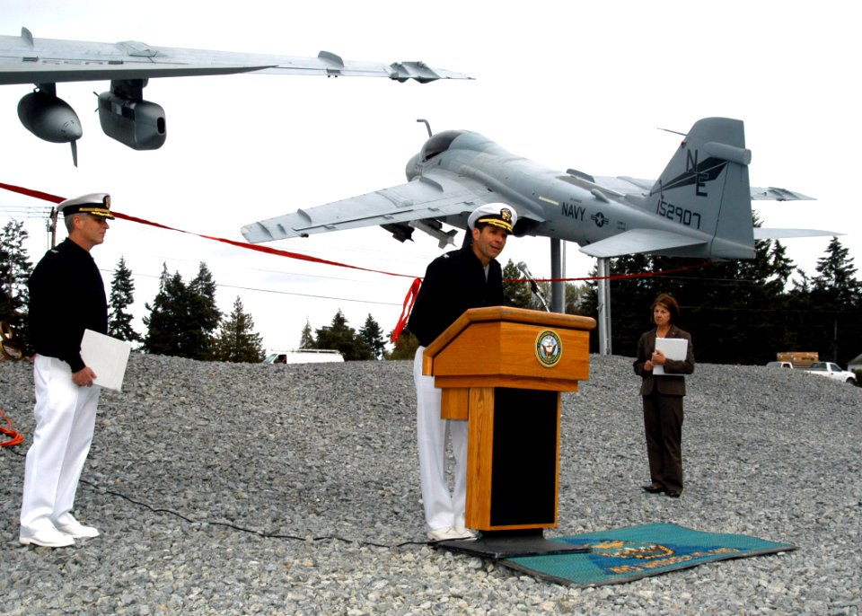 US Navy 070920-N-9860Y-003 Capt. Thomas Tack, commodore of Electronic Attack Wing Pacific, speaks at the ribbon-cutting ceremony for the Naval Air Station