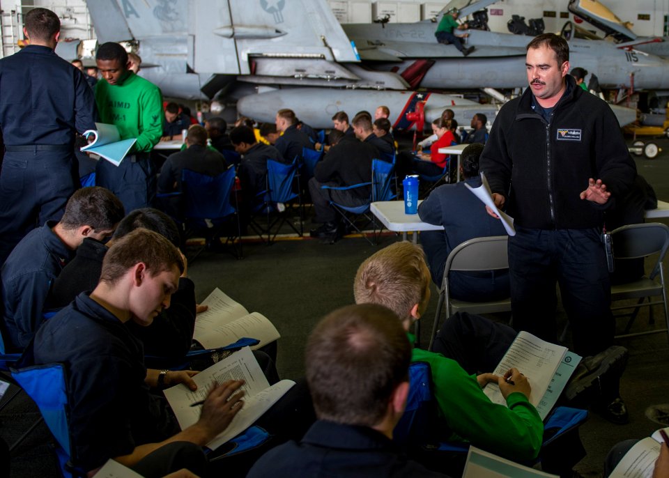 USS Carl Vinson (CVN 70) 150215-N-KB426-007 (16555292041)