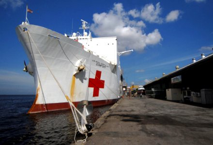 US Navy 070921-N-0194K-008 Military Sealift Command hospital ship USNS Comfort (T-AH 20) is docked while completing a week of medical aid in Trinidad and Tobago photo