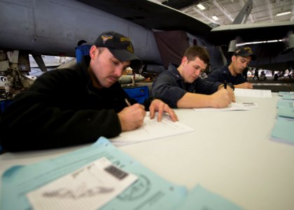 USS Carl Vinson (CVN 70) 150215-N-KB426-179 (16371044047)