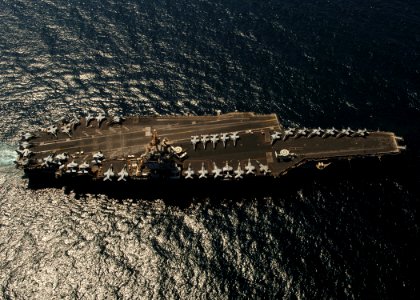 US Navy 070928-N-5928K-006 Nuclear-powered aircraft carrier USS Enterprise (CVN 65) transits through the Persian Gulf