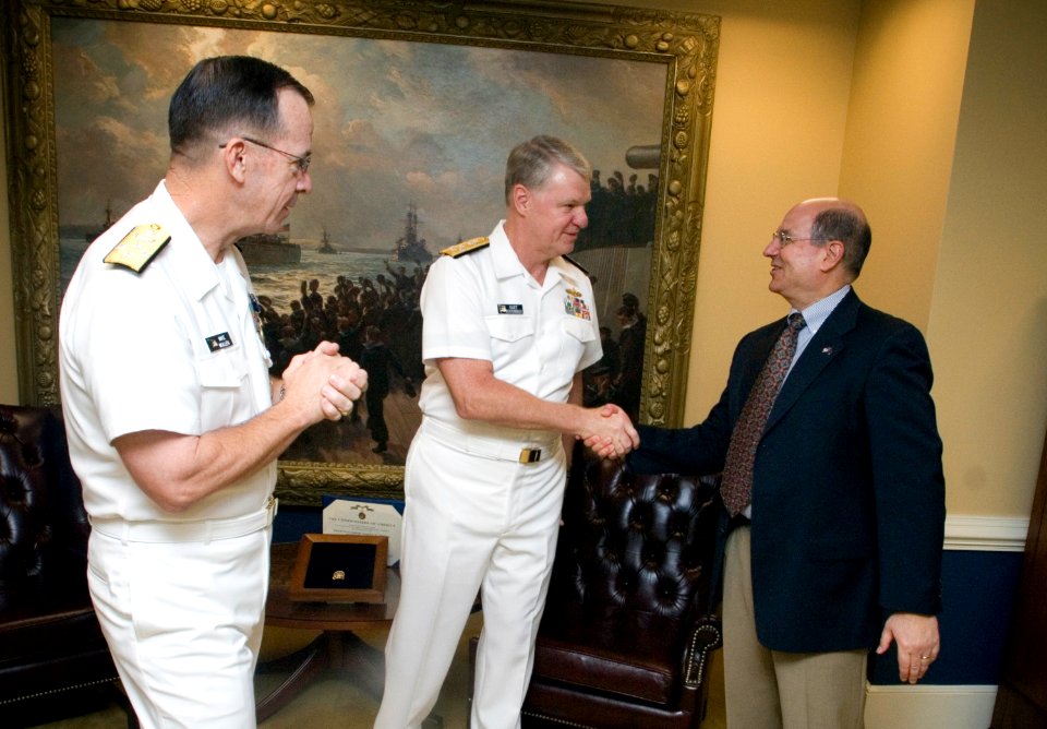 US Navy 070929-N-0696M-051 Adm. Gary Roughead, center, reports to Secretary of the Navy (SECNAV) the Honorable Donald C. Winter, as the 29th Chief of Naval Operations (CNO)