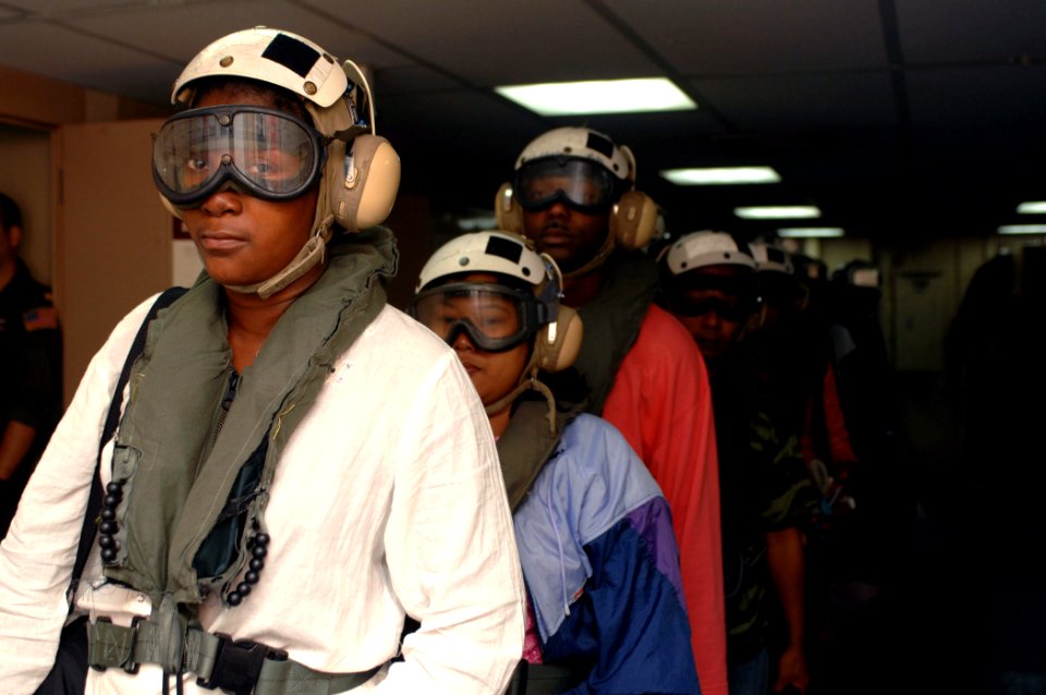 US Navy 071007-N-7088A-021 The last patients to receive care aboard the Military Sealift Command hospital ship USNS Comfort (T-AH 20) prepare to depart the ship by helicopter
