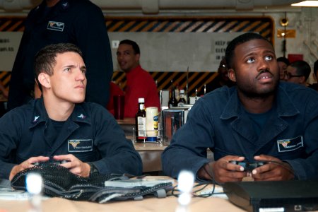 USS Carl Vinson (CVN 70) 141119-N-SY153-018 (15843188785)
