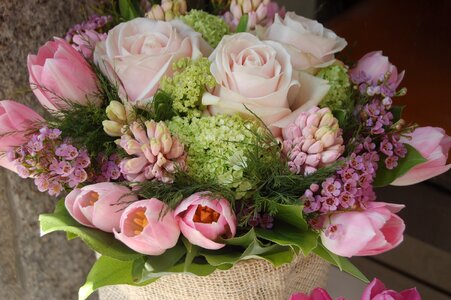 Floral spring flower arrangements