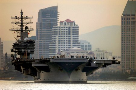 US Navy 071029-N-5961C-001 After being in the shipyard for six months, USS Ronald Reagan (CVN 76) heads out to sea for a shakedown period
